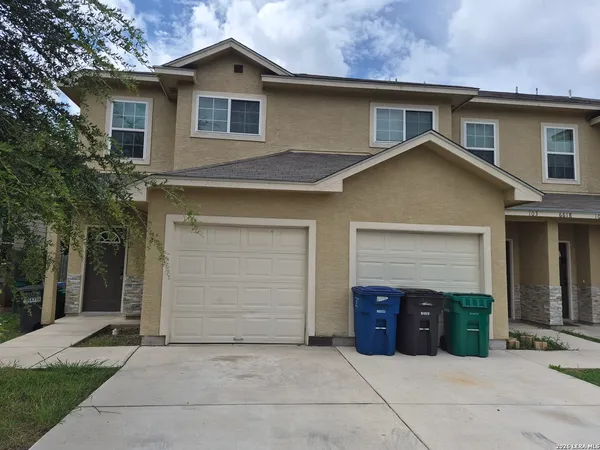 $1,395 | 6618 Arancione Avenue, Unit 104, San Antonio, TX 78233