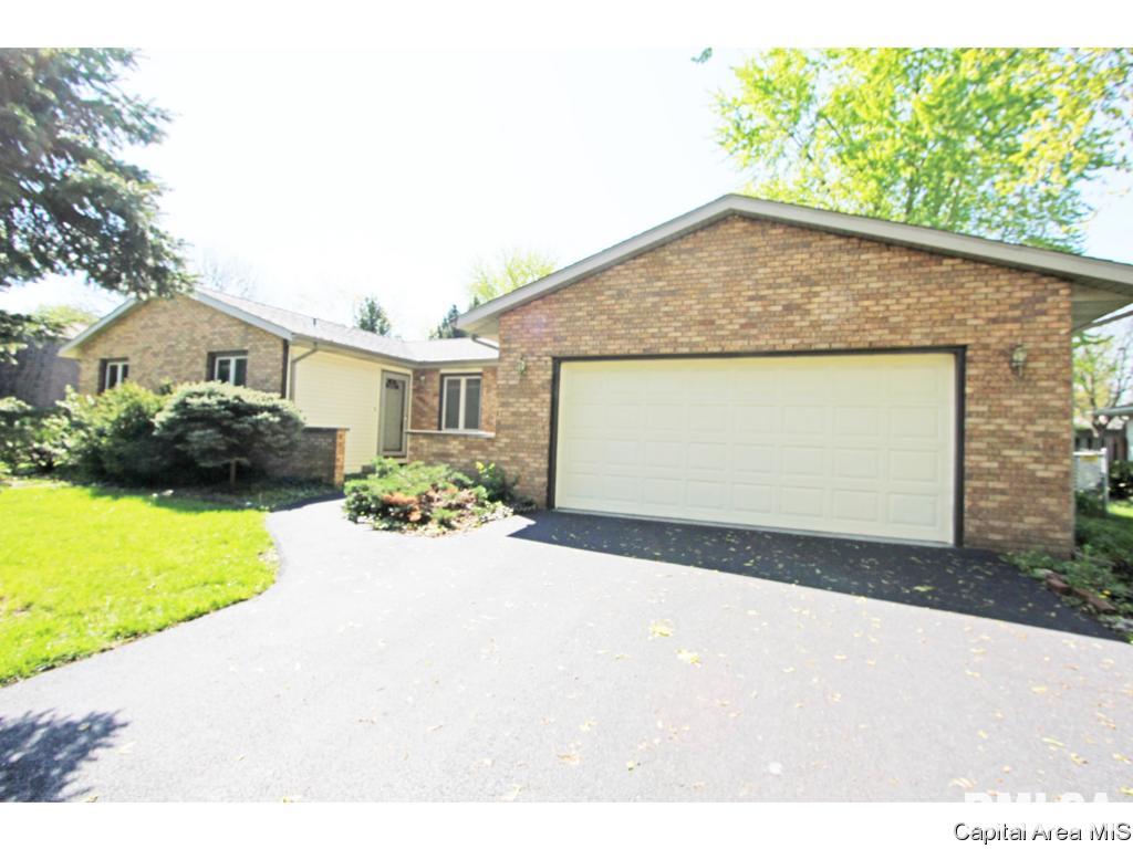 138 White Birch Road Springfield, IL 62712 - Photo 1 of 26
