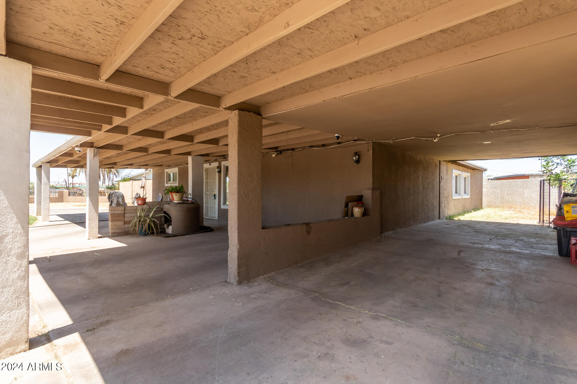 101 North 30th Drive Phoenix, AZ 85009 - Photo 3 of 21 08 - 30th