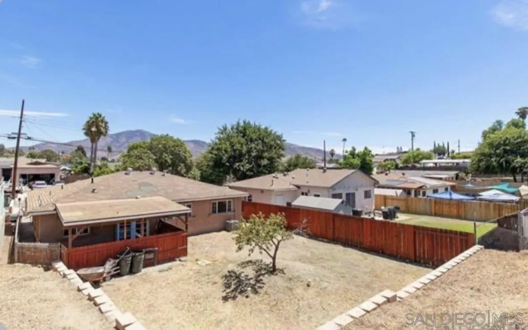 834 Maria Avenue Spring Valley, CA 91977 - Photo 9 of 13