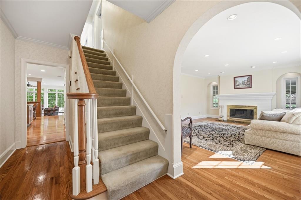 39 Windsor Road Pittsburgh, PA 15215 - Photo 3 of 49 Alternate View of the Entry Foyer towards the Living Room, Kitchen and Stairs to the Upper Level