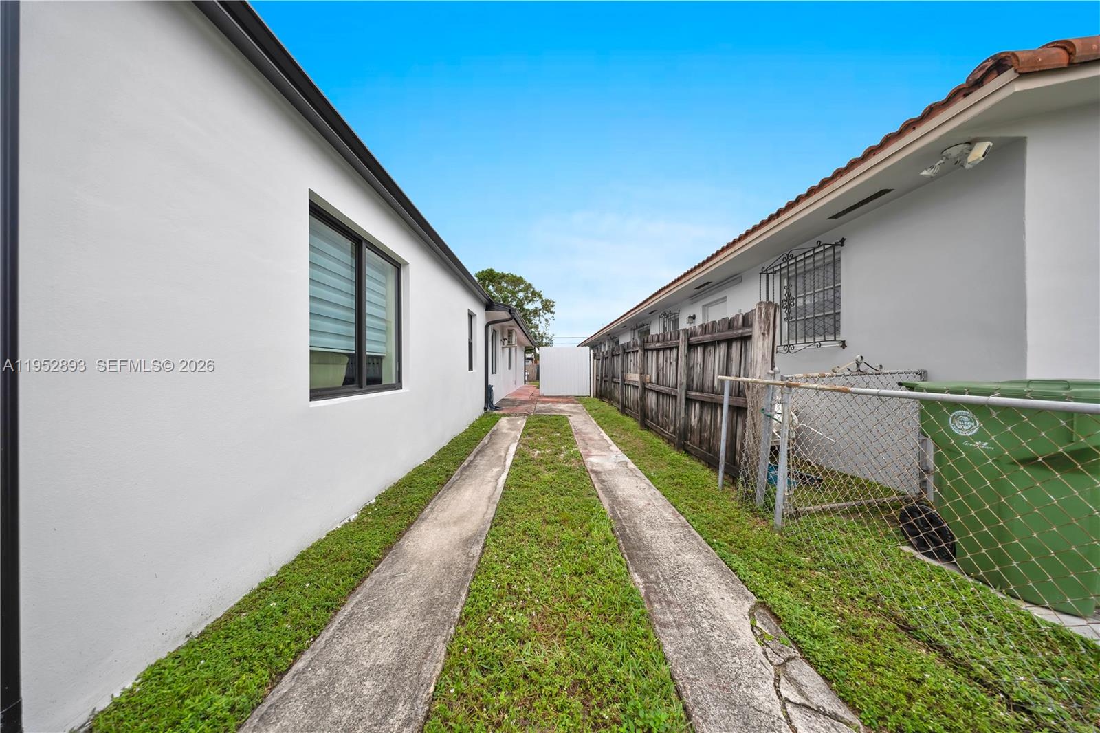 458 East 20th Street Hialeah, FL 33013 - Photo 31 of 54 Gallery Image 31