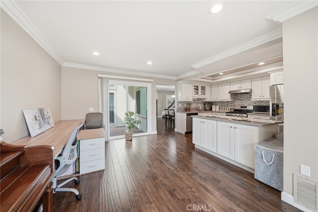 259 Scenic Way Brea, CA 92821 - Photo 16 of 62 a kitchen with a table and chairs