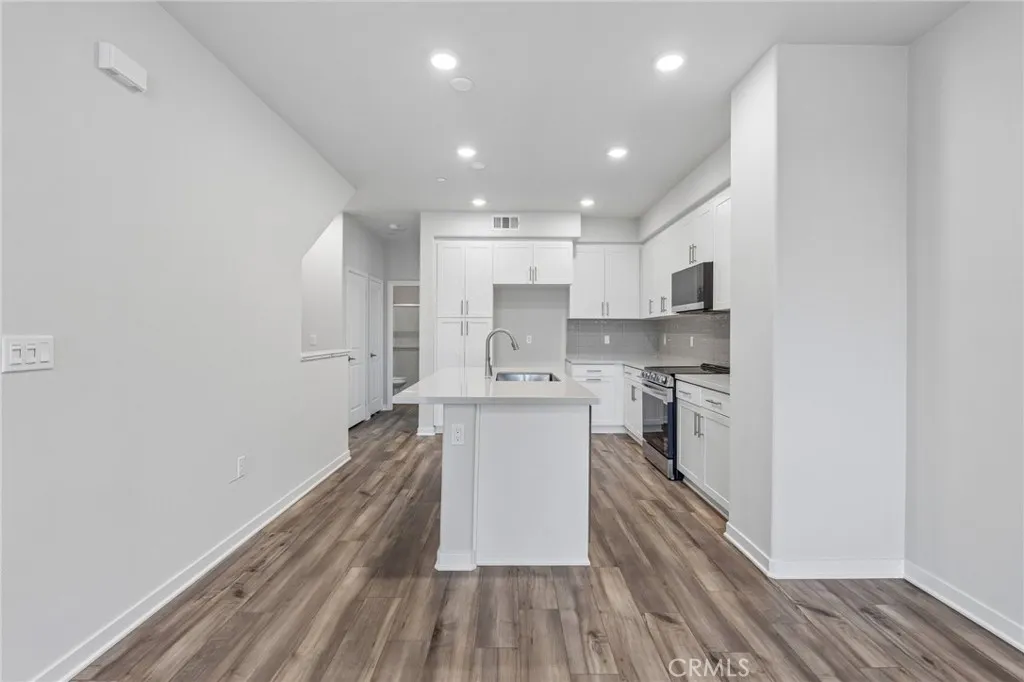 9549 Hannah Way Riverside, CA 92504 - Photo 19 of 35 Gallery Image 19