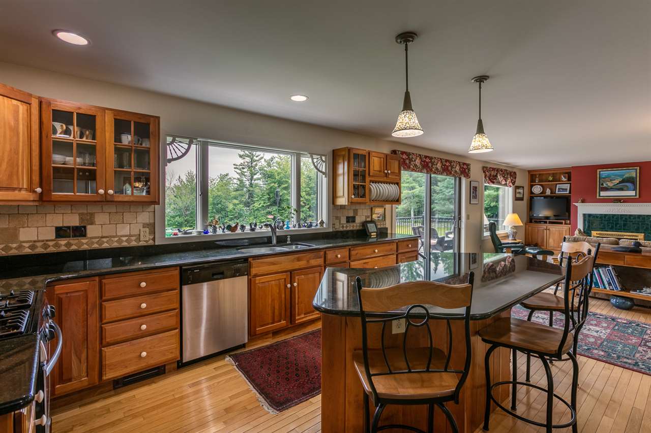 559 N Road Sunapee, NH 03782 - Photo 8 of 32