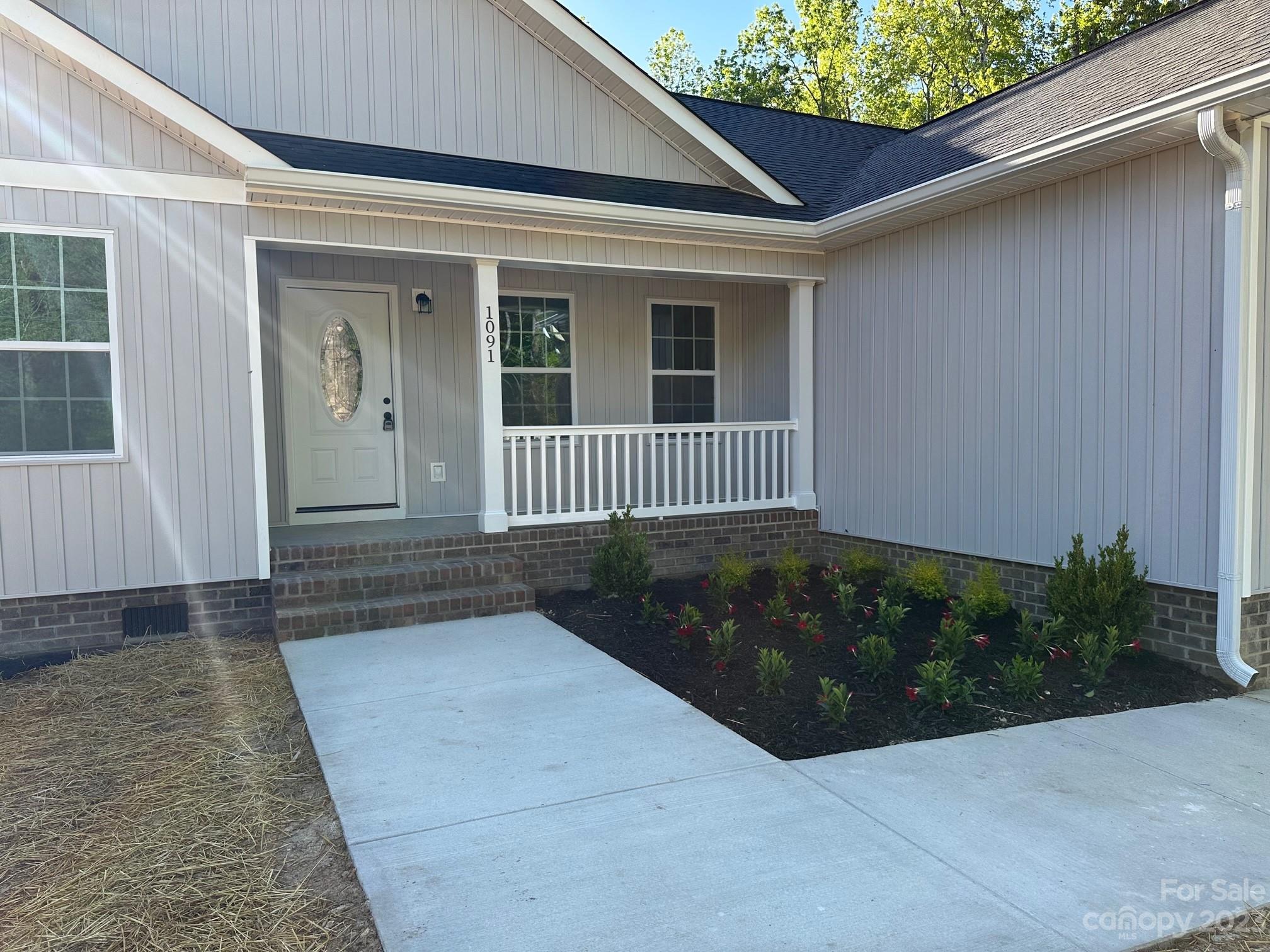 1091 Tryon Street Lancaster, SC 29720 - Photo 9 of 30