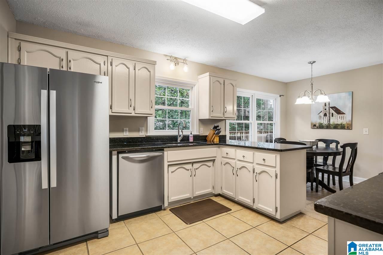 757 Dividing Ridge Drive Birmingham, AL 35244 - Photo 8 of 29