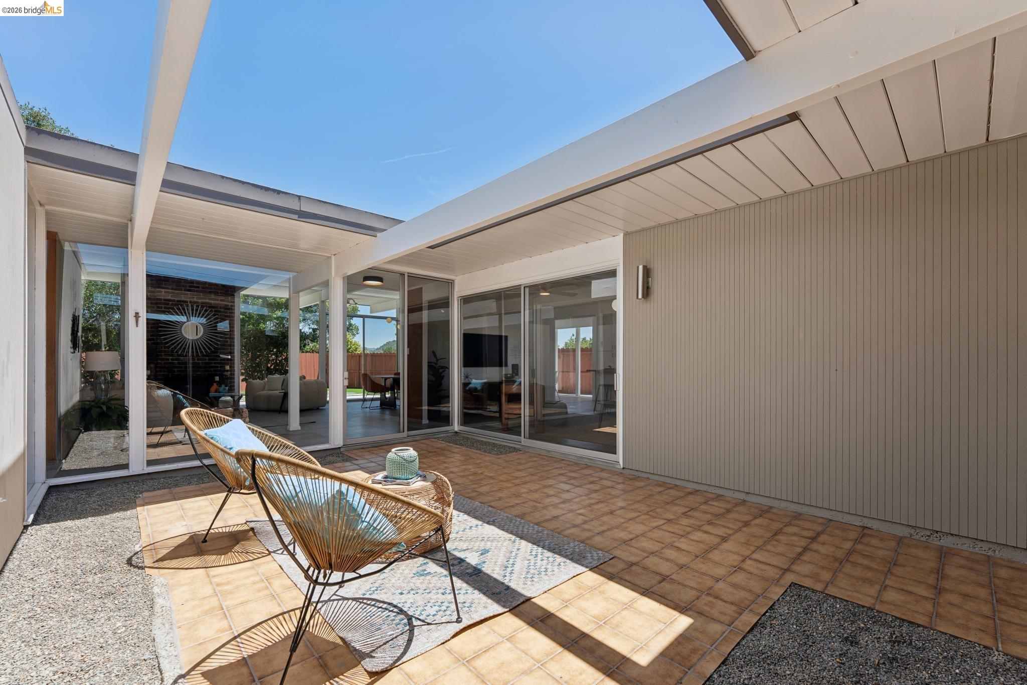 5531 Greenridge Road Castro Valley, CA 94552 - Photo 6 of 83
