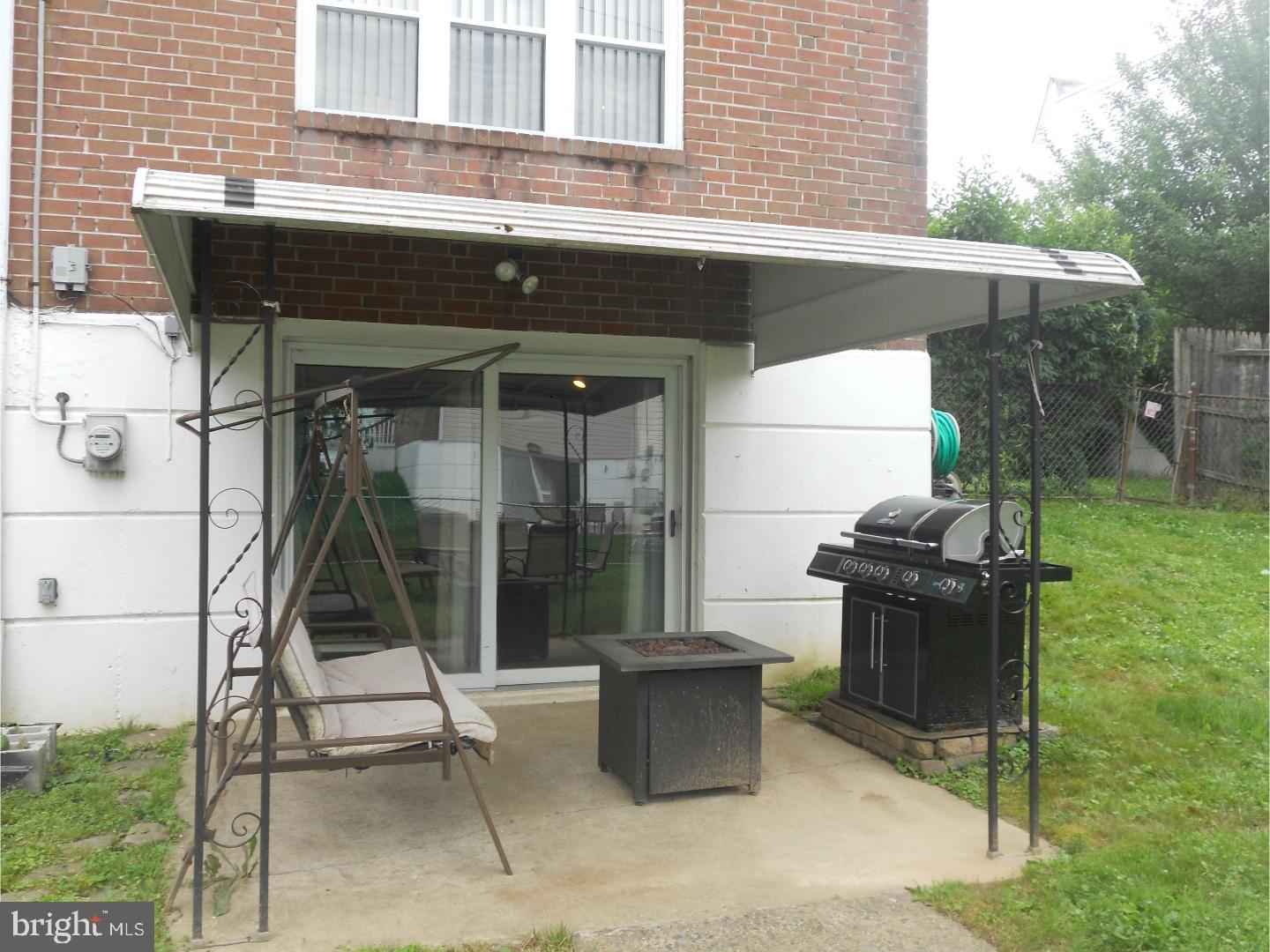 817 Selmer Road Philadelphia, PA 19116 - Photo 17 of 19 Patio