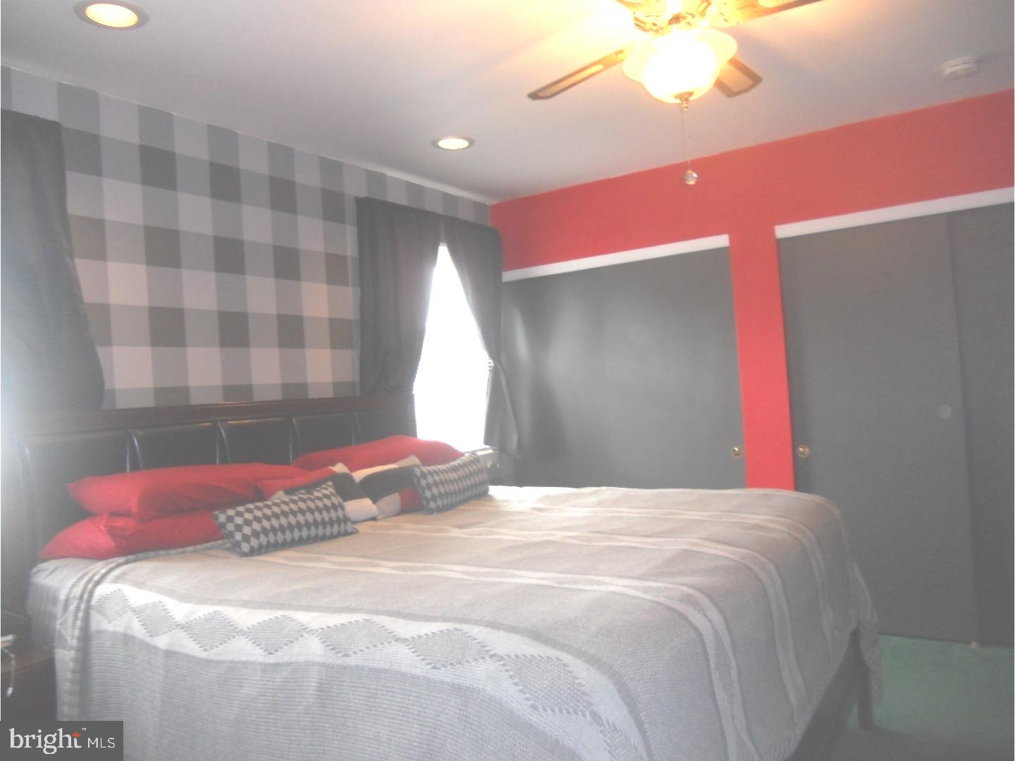 817 Selmer Road Philadelphia, PA 19116 - Photo 8 of 19 Bedroom - Main