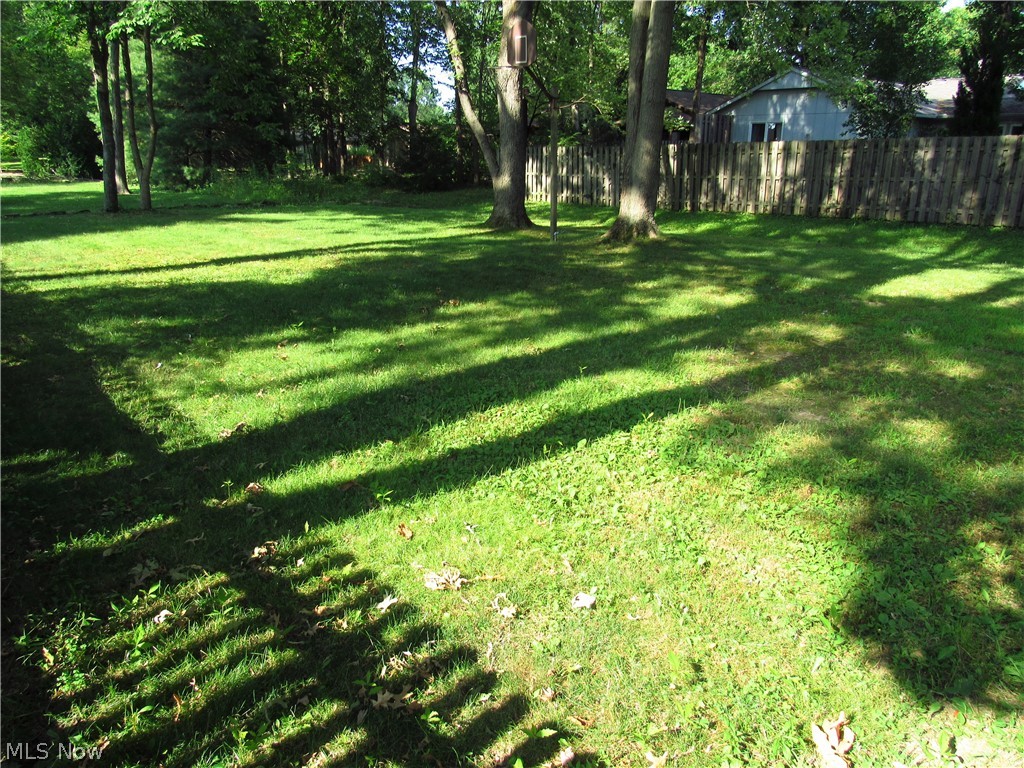 10831 Gate Post Road Strongsville, OH 44149 - Photo 16 of 17 Gallery Image 16