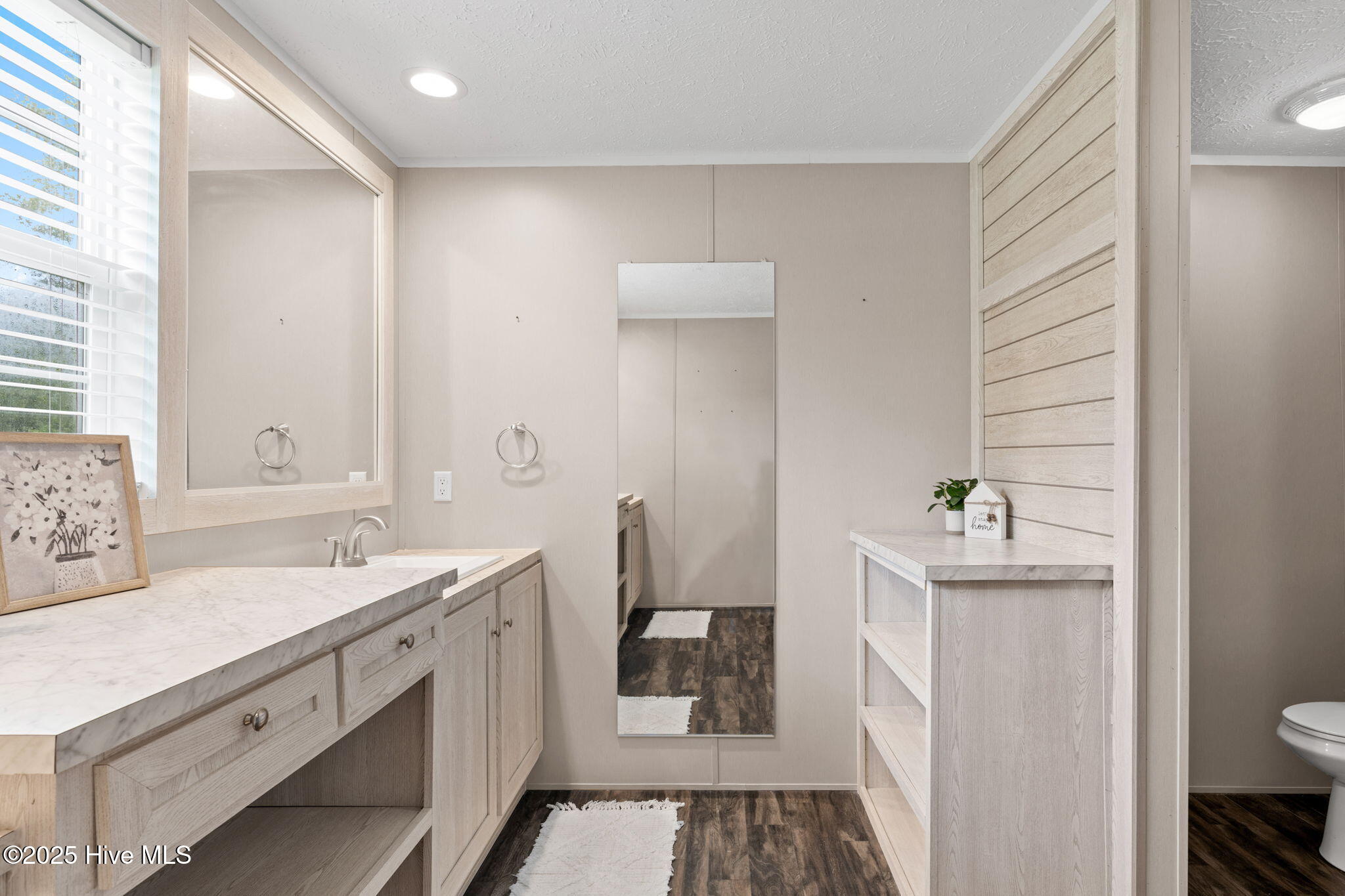 546 Pond Road Rocky Point, NC 28457 - Photo 23 of 48 Primary Bathroom