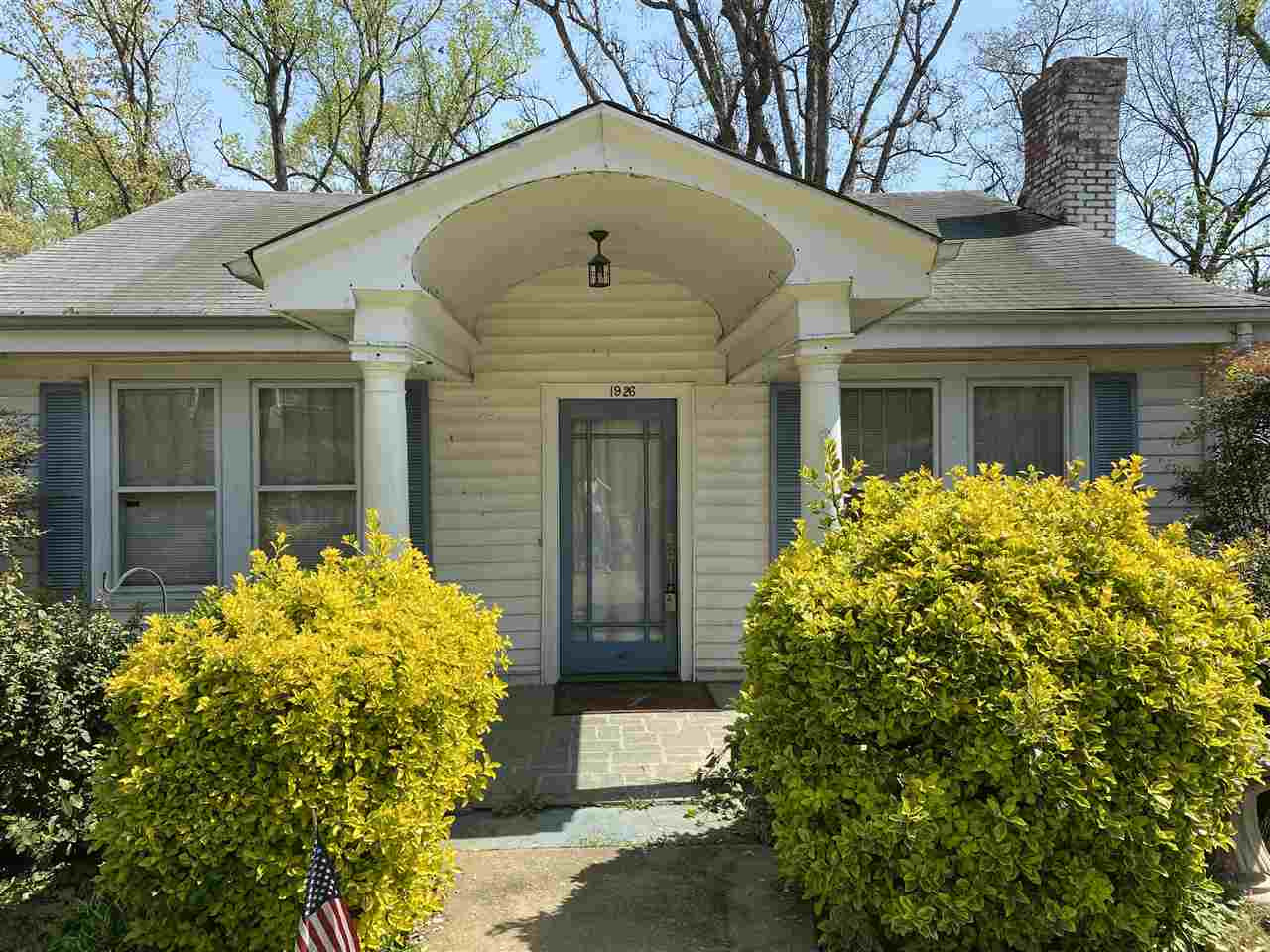 1926 Alexander Road Raleigh, NC 27608 - Photo 5 of 30 Exterior Front