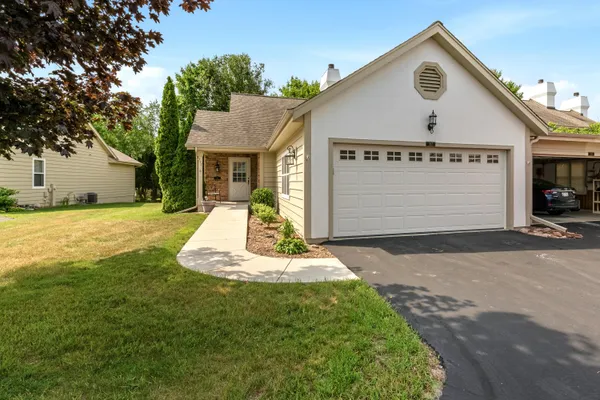 $369,900 | 317 Antoine Drive, Port Washington, WI 53074