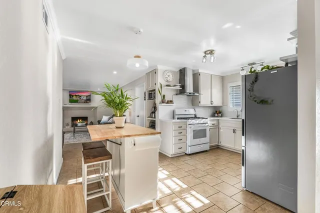 $699,000 | 521 West Santa Cruz Street, Santa Paula, CA 93060