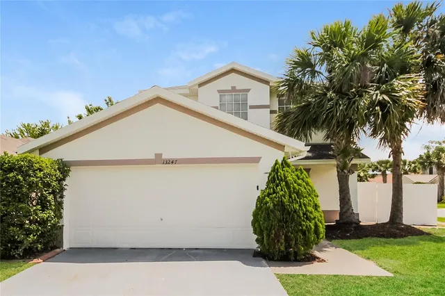 $2,475 | 13247 Canna Lily Drive, Orlando, FL 32824
