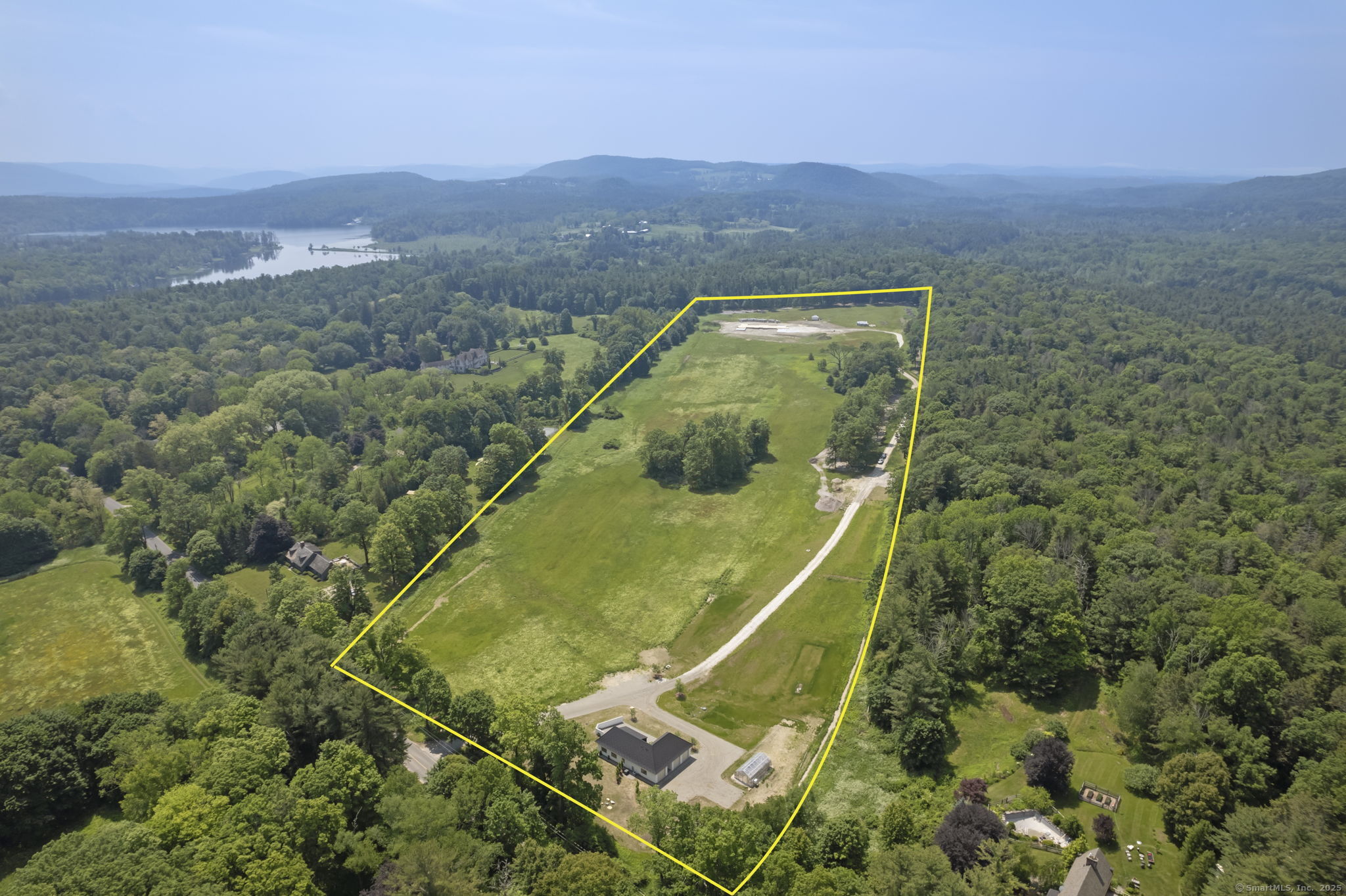 77 Beaver Dam Road Salisbury, CT 06068 - Photo 4 of 21