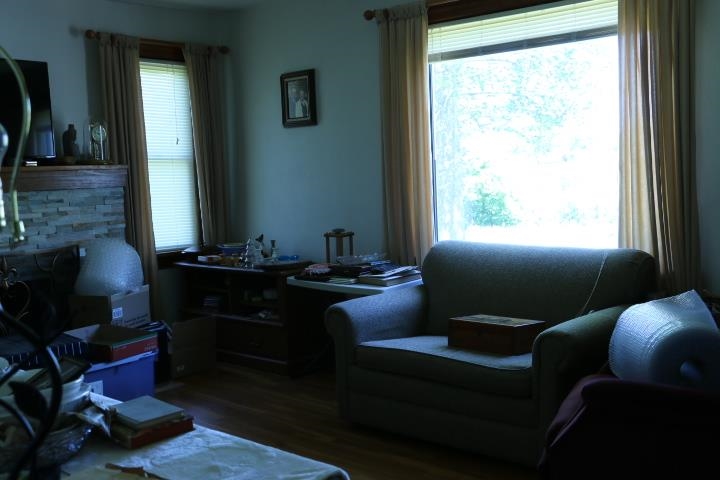3354 Goeke Road Pecatonica, IL 61063 - Photo 5 of 7 a living room with furniture and a window