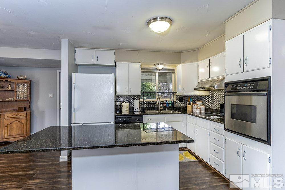 4501 Alder Drive Reno, NV 89502 - Photo 7 of 20 Photo 7