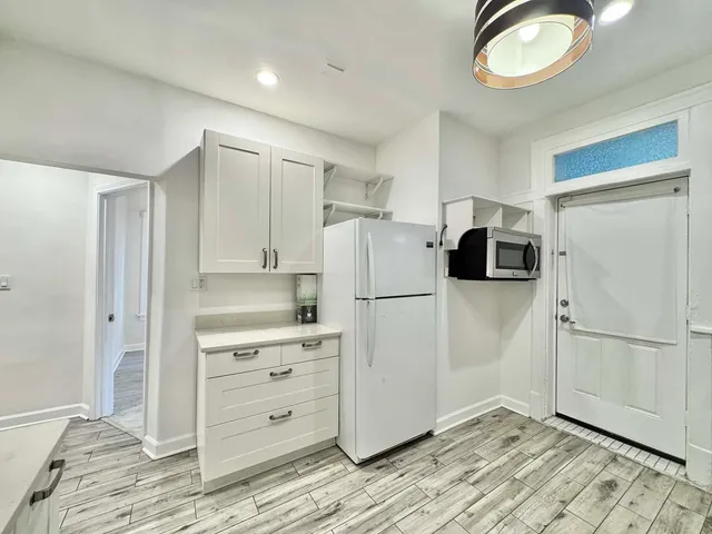 $750,000 | 6228 North Artesian Avenue, Chicago, IL 60659