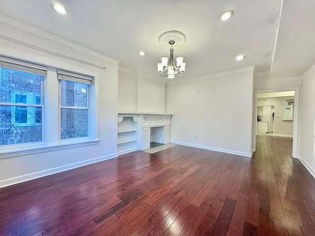 $750,000 | 6228 North Artesian Avenue, Chicago, IL 60659