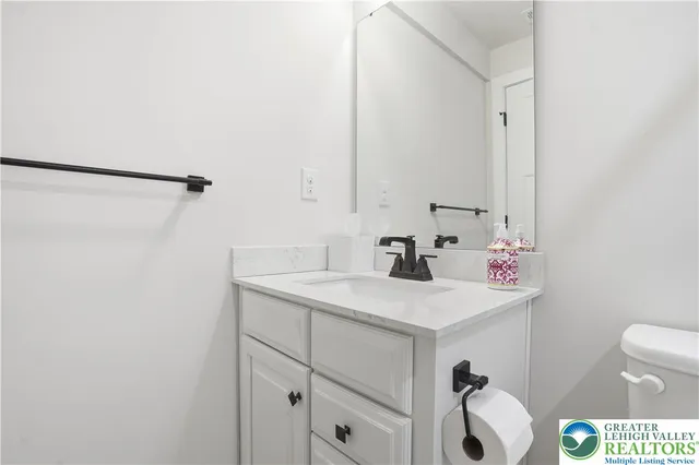 $678,888 | 2120 Emanuel Court, Easton, PA 18045