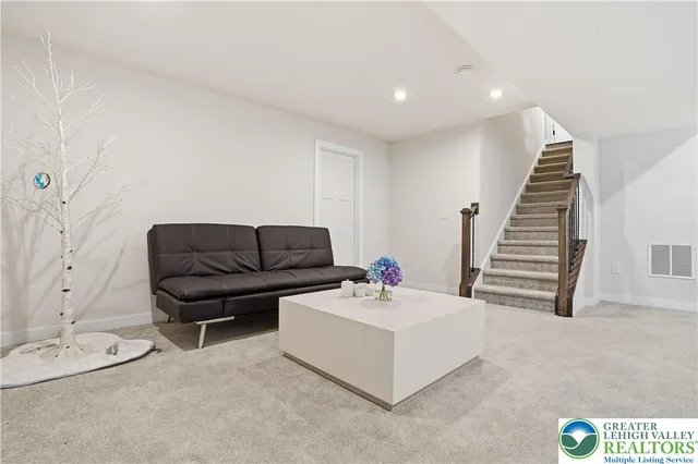 $678,888 | 2120 Emanuel Court, Easton, PA 18045