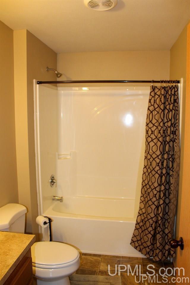 53679 Traverse River Road Lake Linden, MI 49945 - Photo 13 of 50