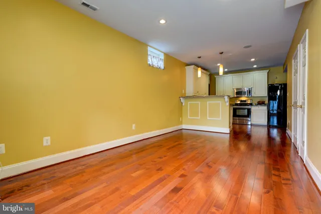 $4,000 | 1 Black Kettle Court, Boyds, MD 20841