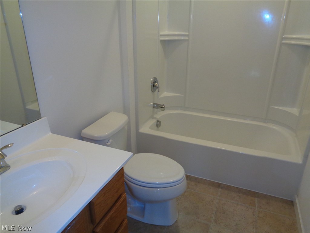 712 Starr Ridge Street Southeast Massillon, OH 44646 - Photo 15 of 17