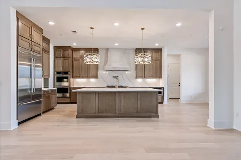 $2,999,990 | 8124 Boiling Spgs Place, Brentwood, TN 37027