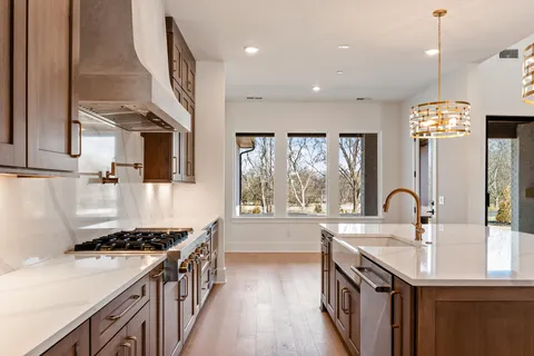 $2,999,990 | 8124 Boiling Spgs Place, Brentwood, TN 37027