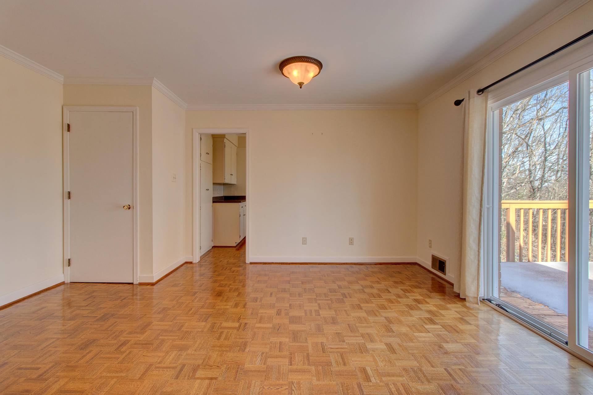5123 Falcon Ridge Road Roanoke, VA 24018 - Photo 5 of 32 a view of an empty room with a window