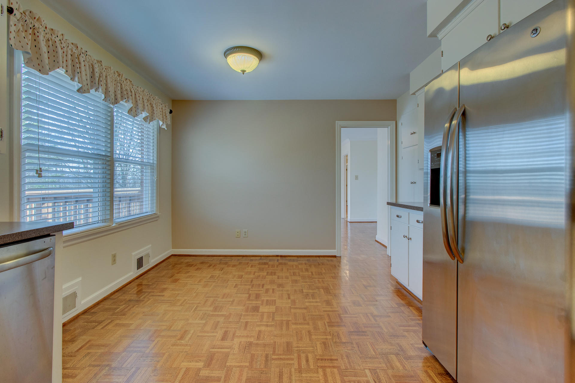 5123 Falcon Ridge Road Roanoke, VA 24018 - Photo 10 of 32 a view of an empty room with a window