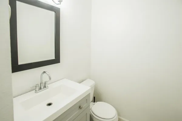 $245,000 | 9141 Newhall Drive, Unit 60, Sacramento, CA 95826