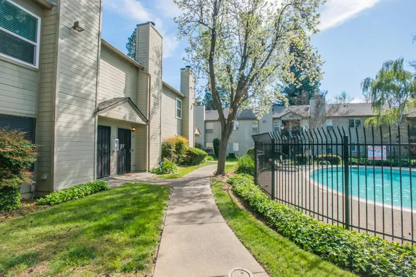 $245,000 | 9141 Newhall Drive, Unit 60, Sacramento, CA 95826