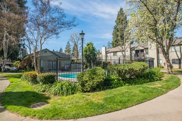 $245,000 | 9141 Newhall Drive, Unit 60, Sacramento, CA 95826