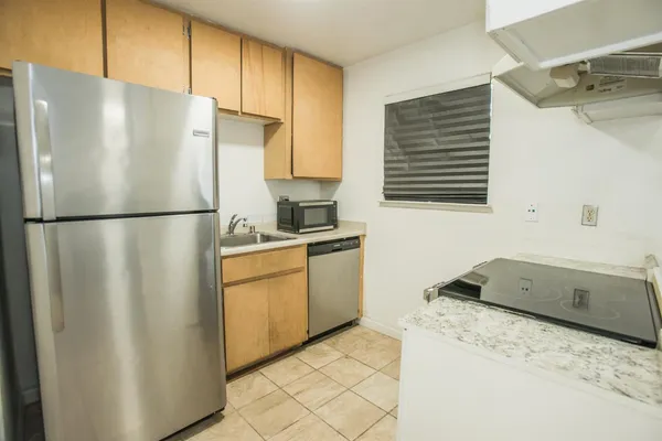 $245,000 | 9141 Newhall Drive, Unit 60, Sacramento, CA 95826