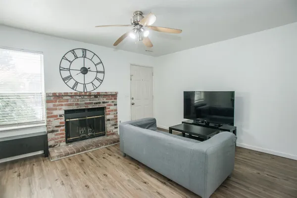 $245,000 | 9141 Newhall Drive, Unit 60, Sacramento, CA 95826