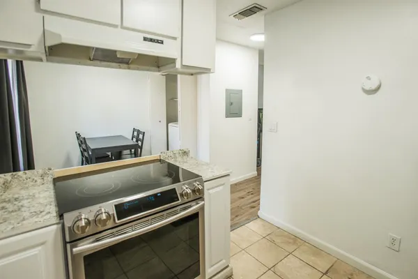 $245,000 | 9141 Newhall Drive, Unit 60, Sacramento, CA 95826