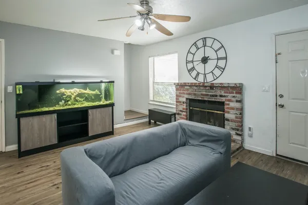 $245,000 | 9141 Newhall Drive, Unit 60, Sacramento, CA 95826