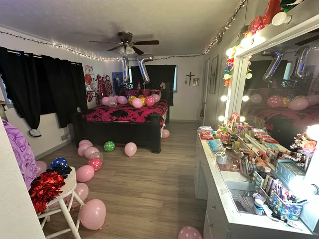 a store room filled with lots of different kinds of flowers