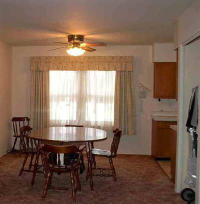 9521 Coldwater Road Flushing, MI 48433 - Photo 5 of 6 20207625-4.JPG