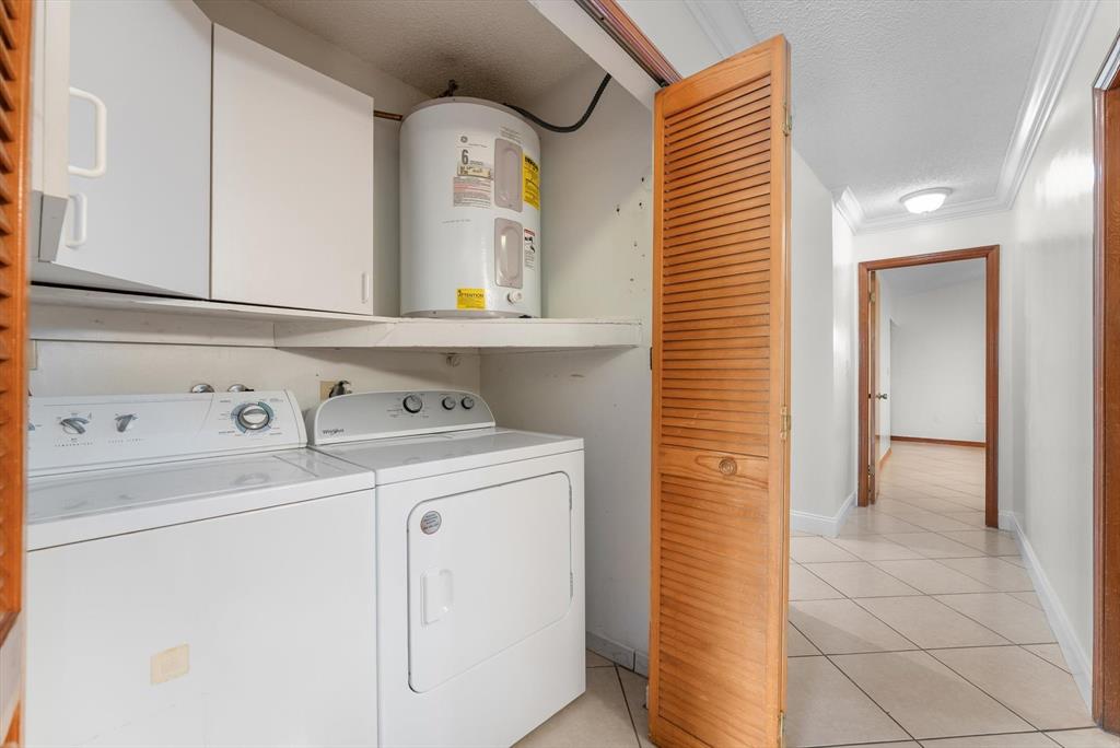 5051 Southwest 142nd Place Miami, FL 33175 - Photo 20 of 30 a utility room with dryer and washer