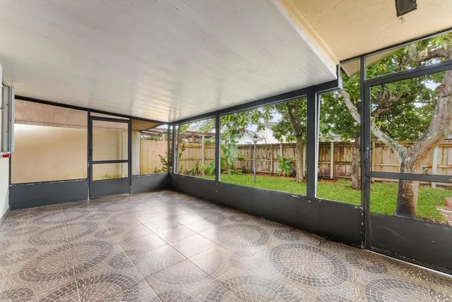 a view of gallery with hallway