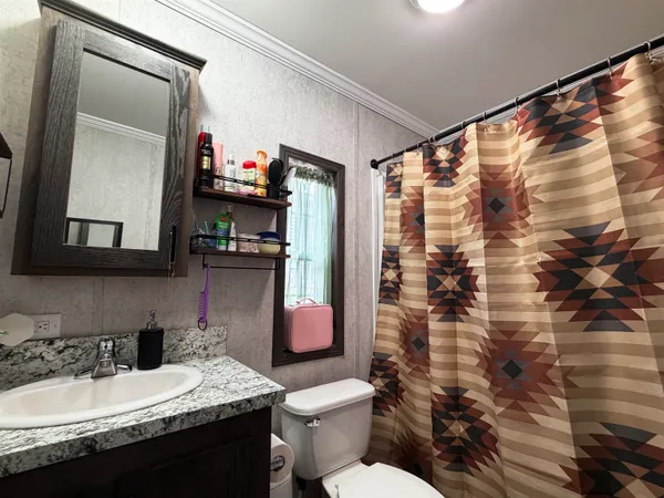 $158,700 | 14 Hilltop Manor Mobile Home Park, Littleton, NH 03561