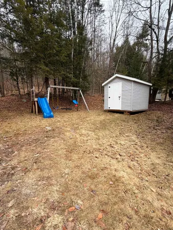 $158,700 | 14 Hilltop Manor Mobile Home Park, Littleton, NH 03561