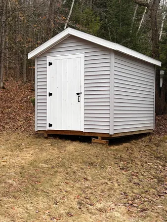 $158,700 | 14 Hilltop Manor Mobile Home Park, Littleton, NH 03561