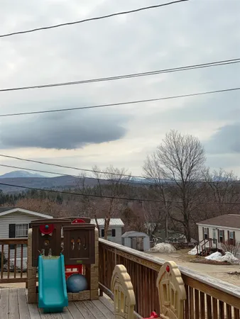 $158,700 | 14 Hilltop Manor Mobile Home Park, Littleton, NH 03561