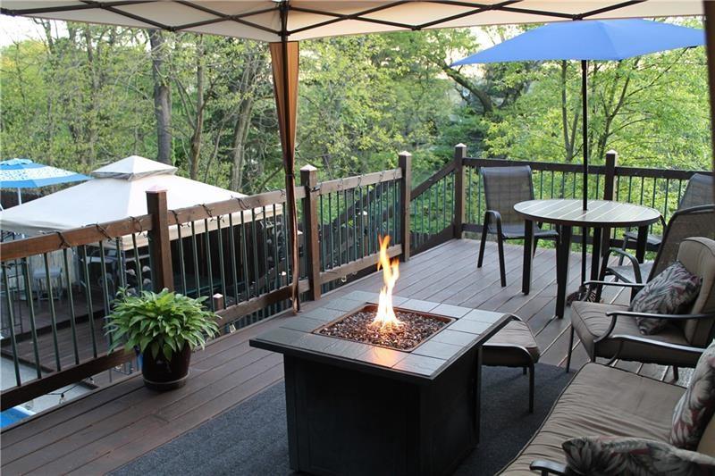 1254 Rinaldi Street Verona, PA 15147 - Photo 35 of 50 Multiple Seating Spaces